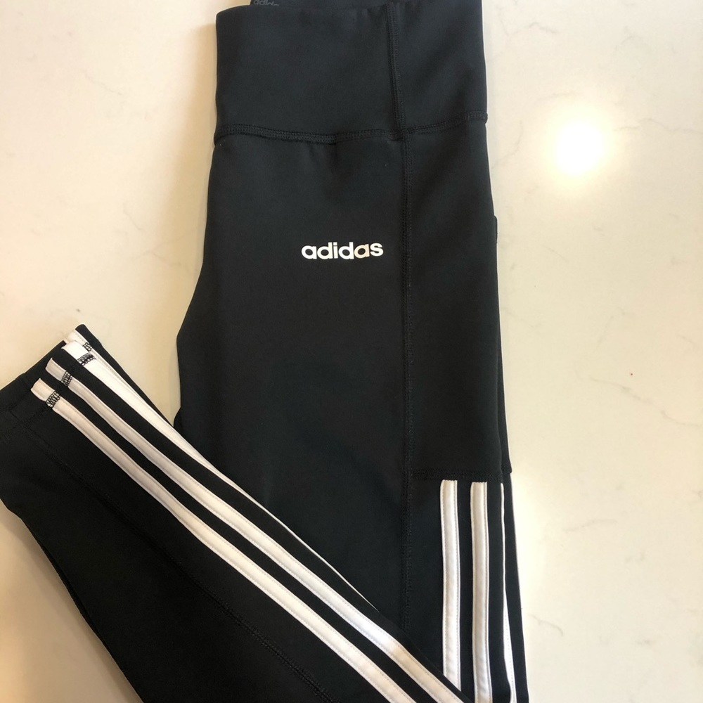 Black and white Adidas climate leggings. Size M